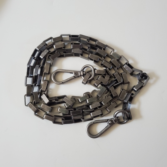 Classic Matt & Nat Santogold Fawn Shoulder/Crossbody Bag - Picture 4 of 4